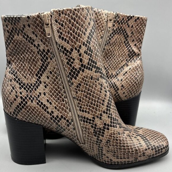 New Directions Glenda Ankle Boots Women’s Size 10 M Snake Print Booties Zip - Picture 3 of 6
